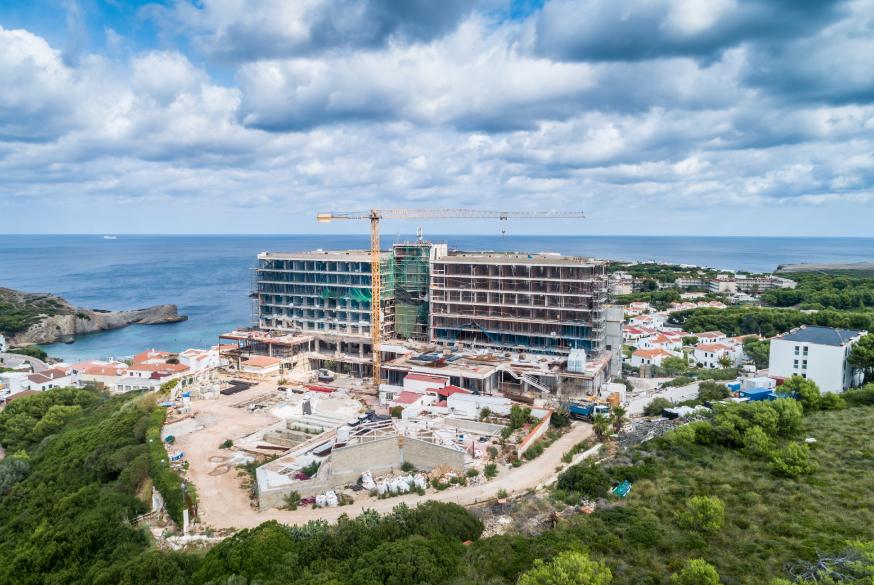 gruas torre menorca